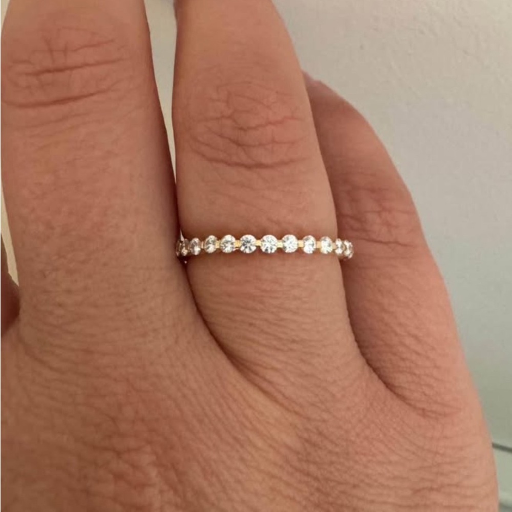 14k moissanite ring, size 8